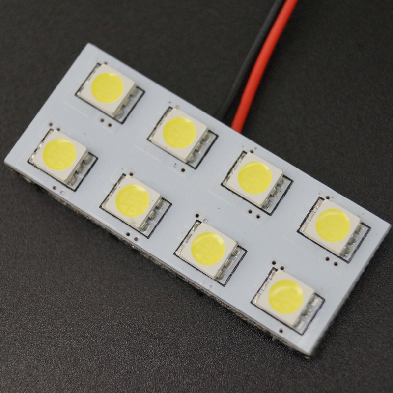 Remplacement des ampoules LED 12V pour le feu de porte de la carte du dôme intérieur